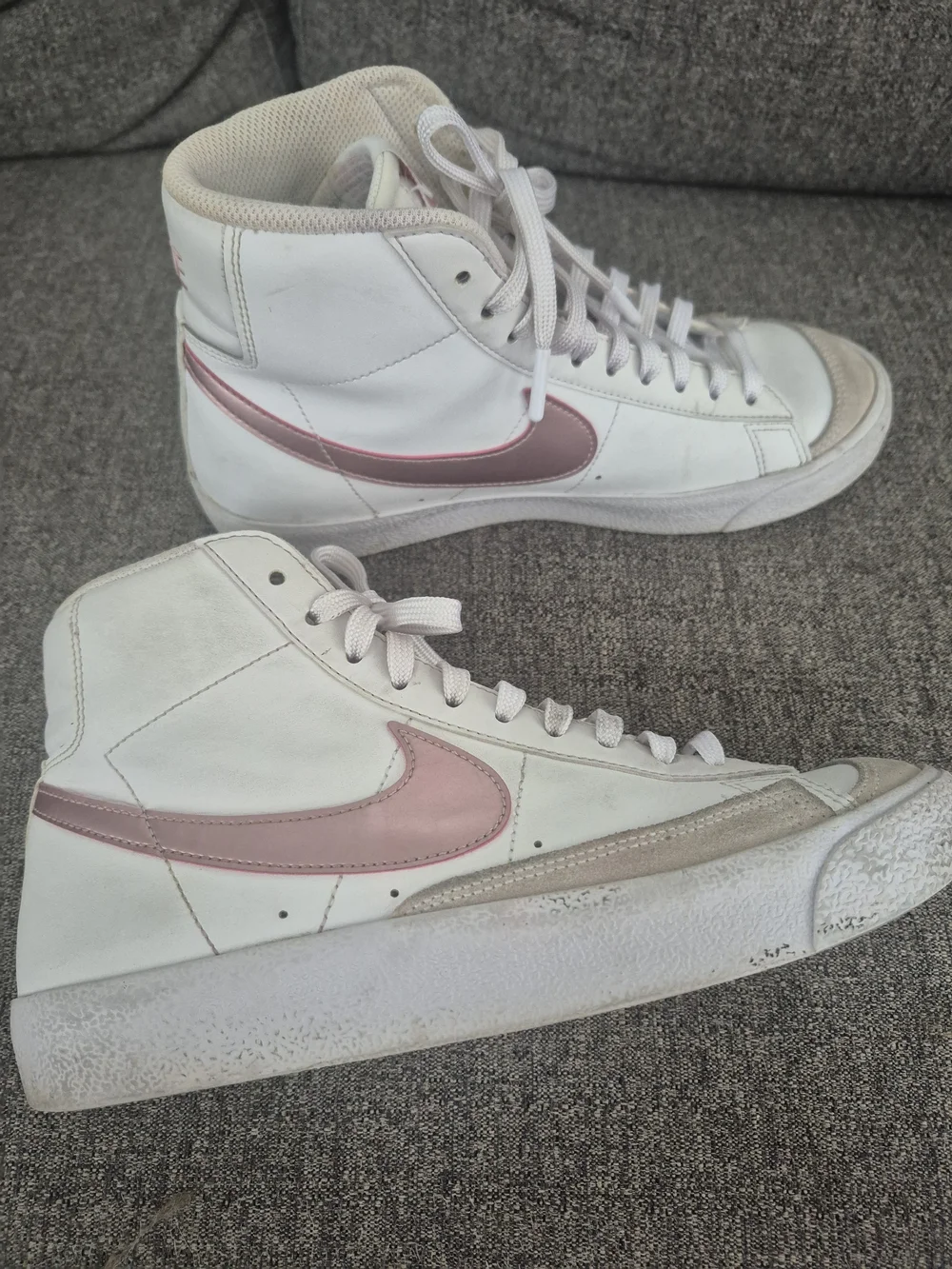 Nike Blazers Kid's White High-Top Sneakers with Pink Swoosh Accent
